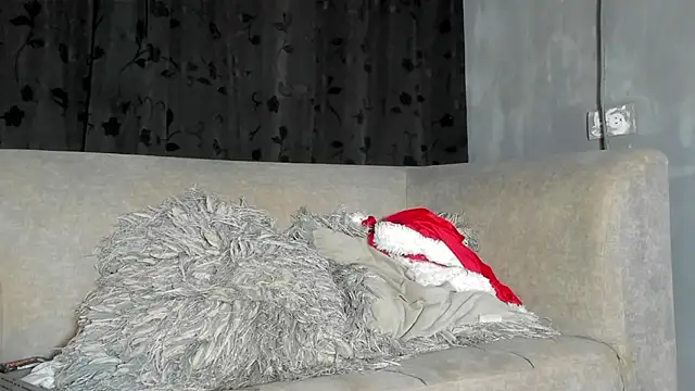 SandraGoldstein online show from December 5, 5:19 pm