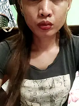 QueenSoreal online show from March 17, 9:27 pm