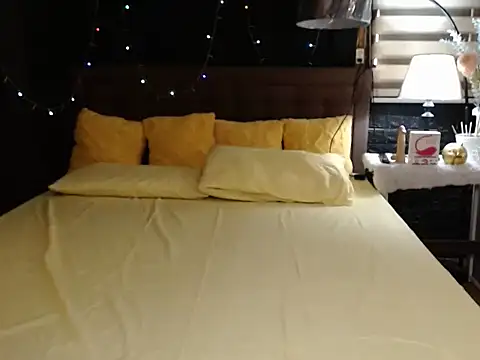 xheavenlytrans online show from December 15, 3:02 am