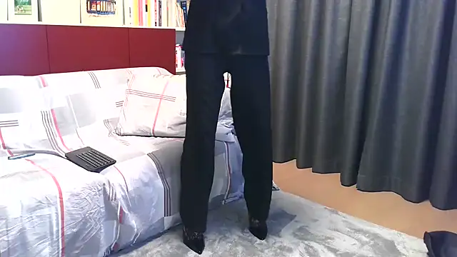 CharmingChloeXX online show from February 1, 4:44 pm