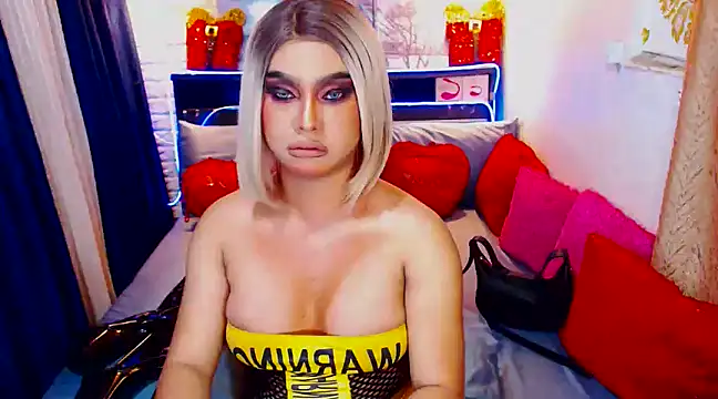 TsGoddessNhicolle online show from February 1, 4:14 am