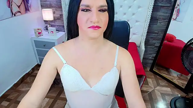 TRINY TS online show from January 9, 7:52 pm