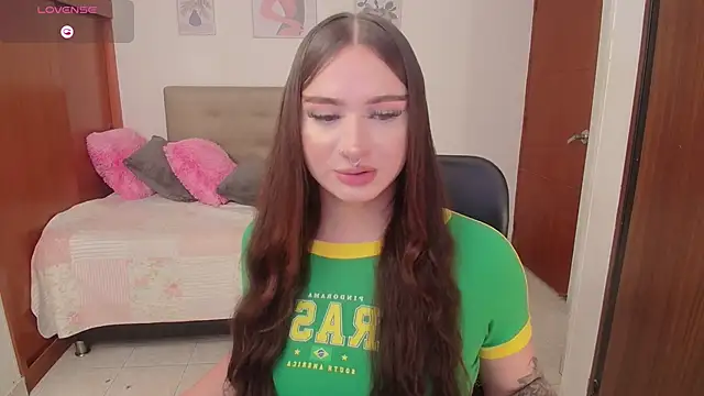 Miley Baker online show from November 21, 3:35 pm