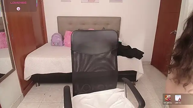 Miley Baker online show from February 17, 4:25 pm