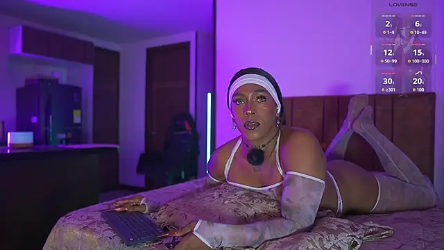 AmberRaus online show from October 29, 1:58 am