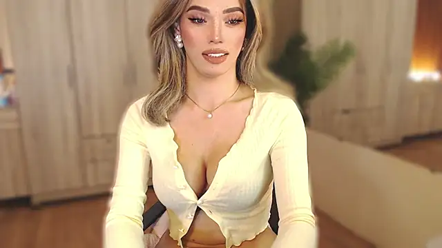 NiamahBarret online show from July 1, 2:12 am