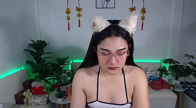 Snapshot of plysaithailand chatting on March 21, 12:51 am plysaithailand online show from March 21, 12:51 am