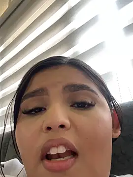 Lia sexx online show from November 19, 7:03 pm