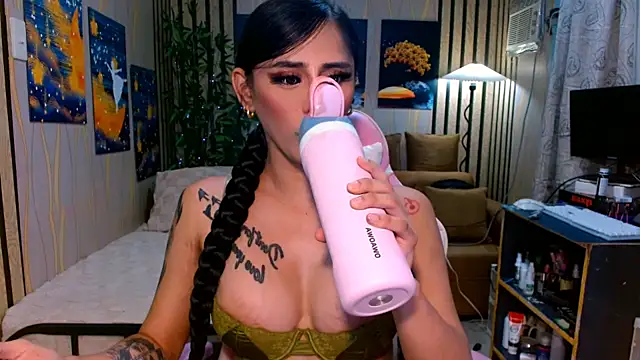 UrSweetKatCakes online show from October 30, 11:14 pm