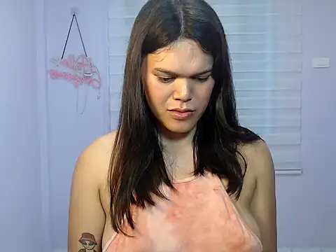Snapshot of Miss_Ivanawolf chatting on October 17, 8:40 am Miss Ivanawolf online show from October 17, 8:40 am
