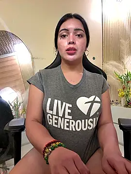 HotstuffCherrySummer online show from January 11, 10:33 am