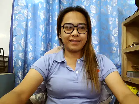 Your PrettyGirlxxx online show from May 22, 12:39 am