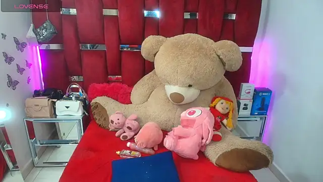 Ginna doll online show from January 8, 11:31 pm