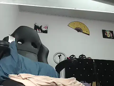 pamelabigcock69 online show from February 15, 12:59 pm