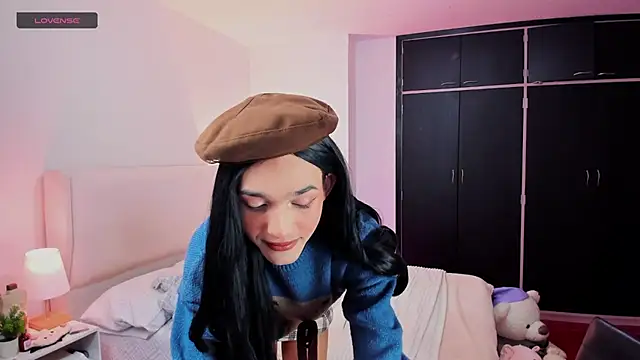 Ainhoads online show from December 27, 2:04 am