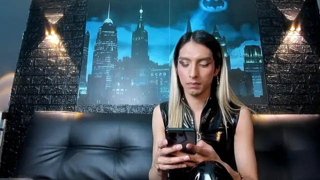 Victoria Badgal  online show from November 4, 8:19 pm