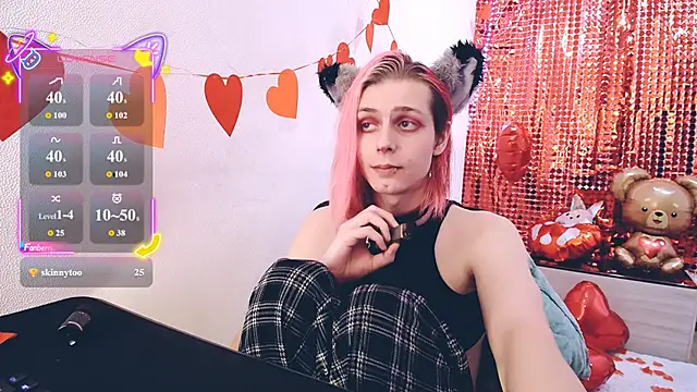 Littlepinkcat online show from February 18, 2:30 am