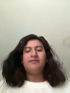 Snapshot of ari_artis chatting on January 24, 6:14 pm ari artis online show from January 24, 6:14 pm